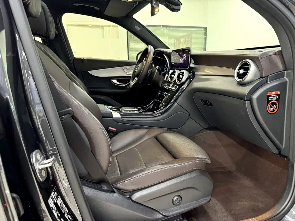 Mercedes-Benz GLC 2023 — фото 11