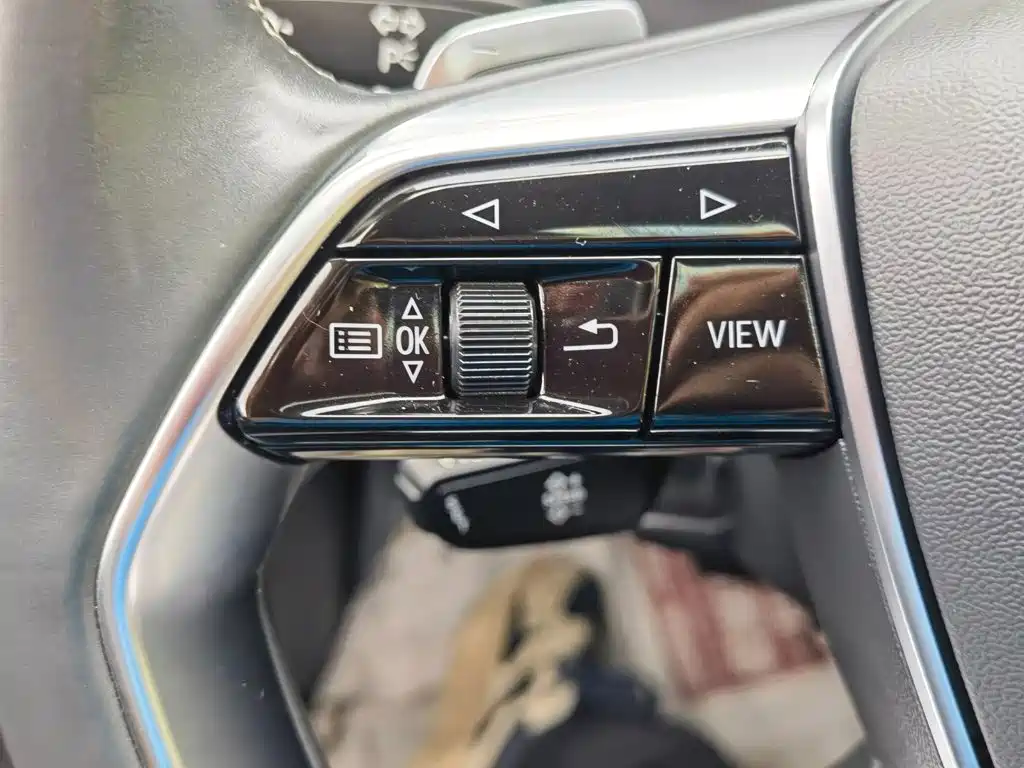 Audi A7L 2024 — фото 23