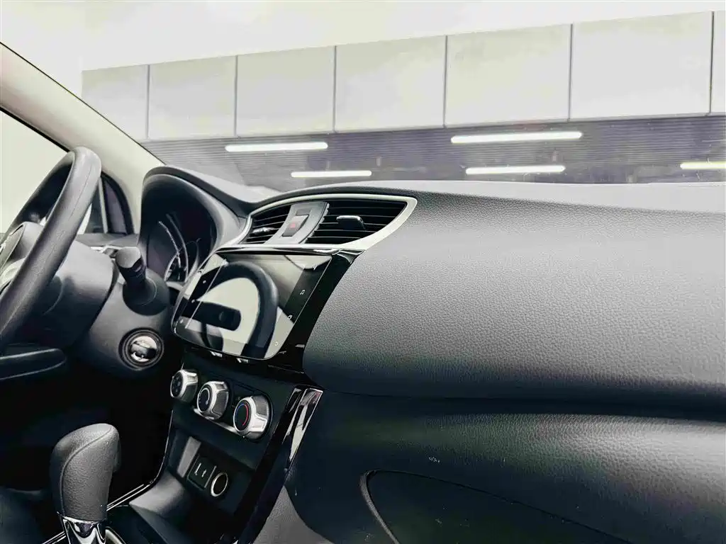Nissan Sylphy 2023 — фото 26