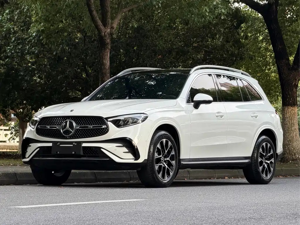 Mercedes-Benz GLC 2025