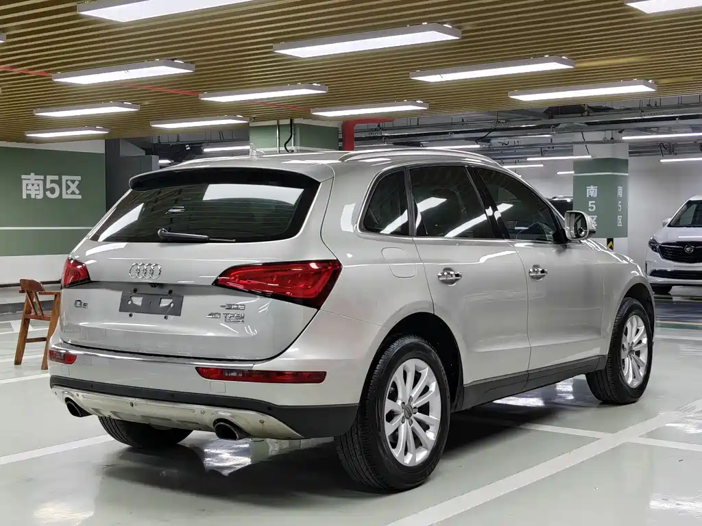 Audi Q5 2015
