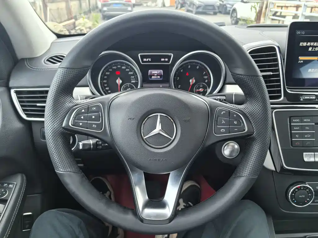 Mercedes-Benz GLE Coupe 2016 — фото 14