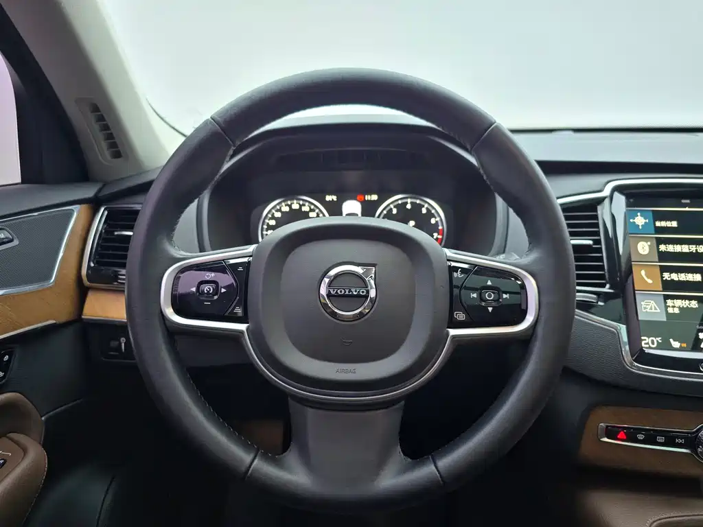 Volvo XC90 2020 — фото 21