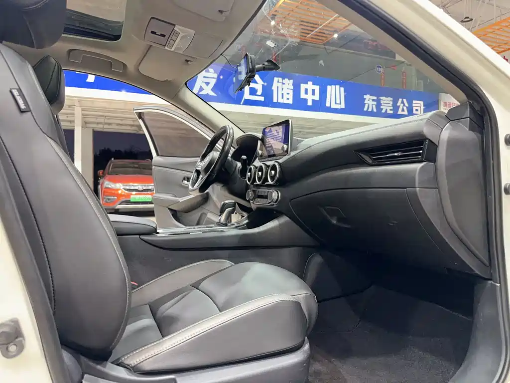 Nissan Sylphy 2020 — фото 18