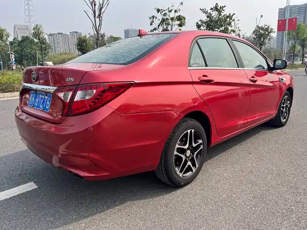 BYD G5 2014