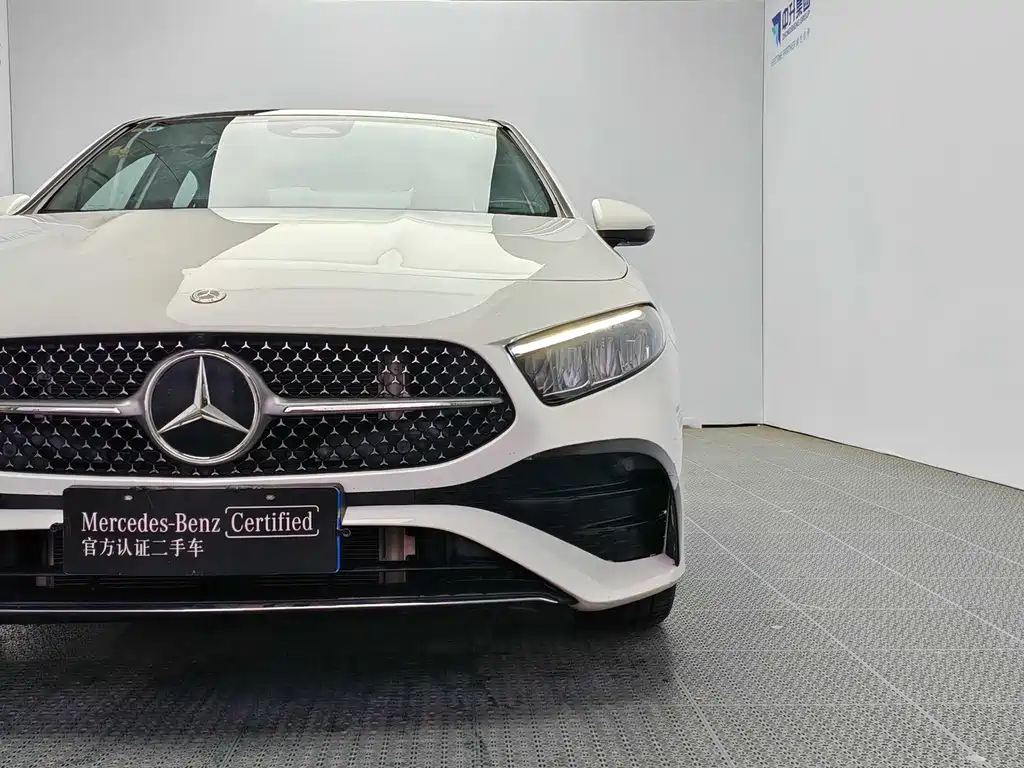 Mercedes-Benz A-Class 2023 — фото 18