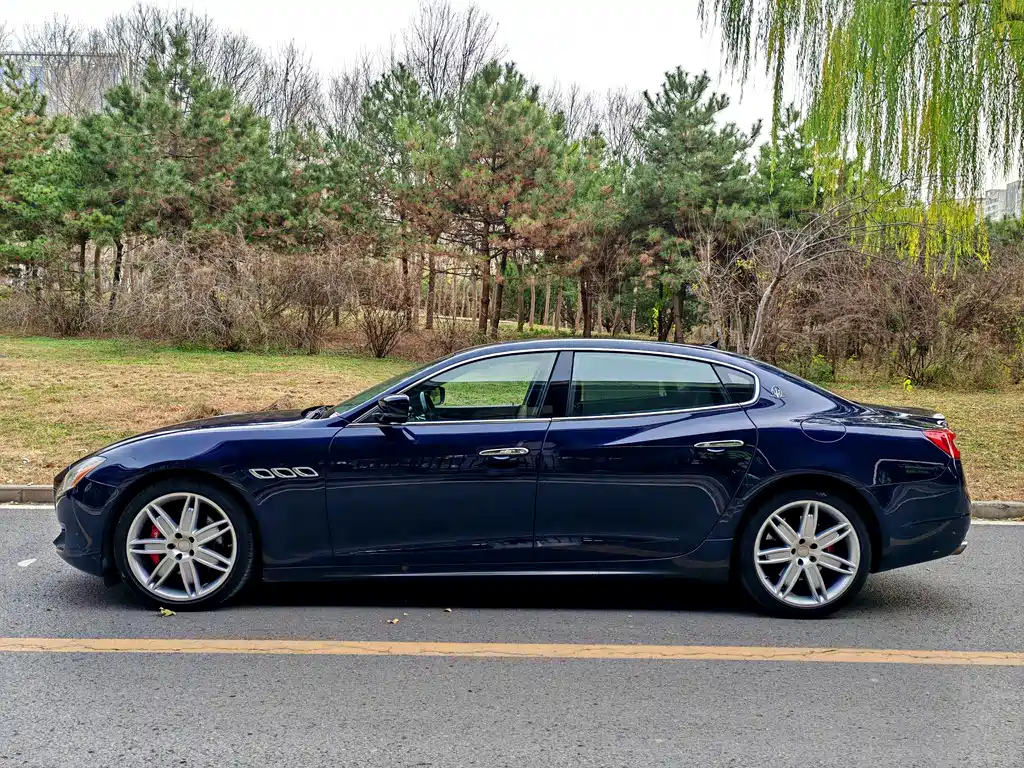 Maserati Quattroporte 2016 — фото 3