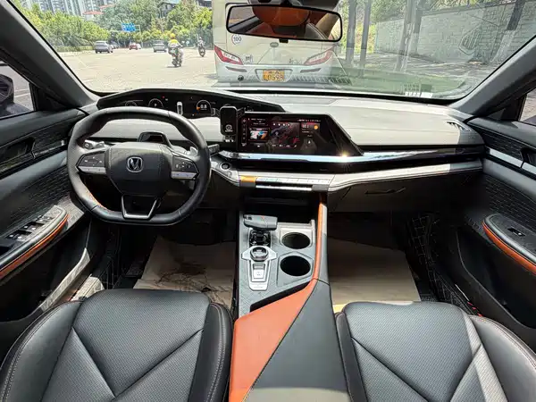 Changan UNI-V 2023
