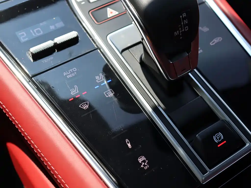 Porsche Panamera 2019 — фото 15