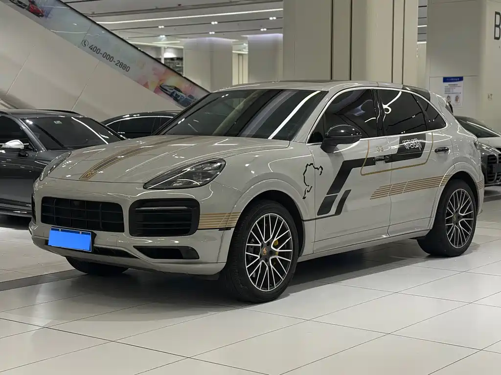 Porsche Cayenne 2019 — фото 1