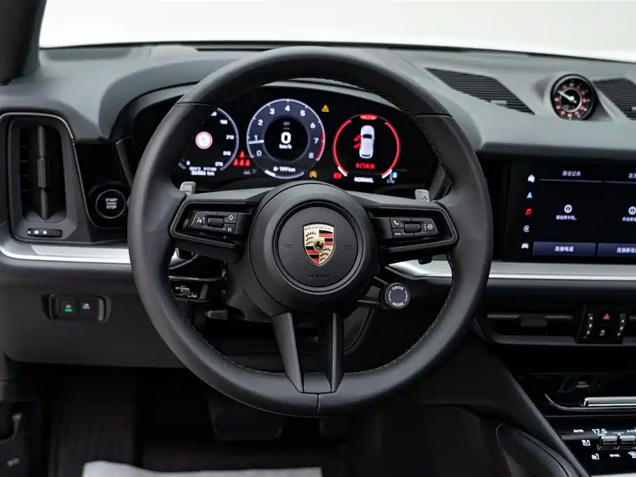 Porsche Cayenne 2024 — фото 12