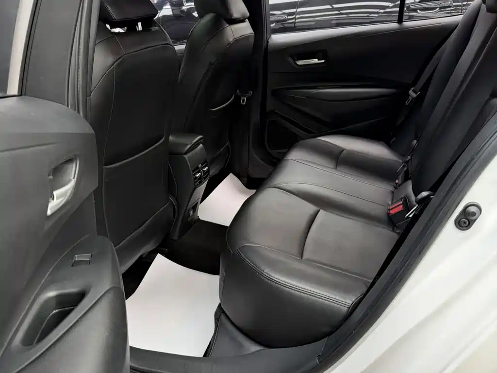 Toyota Levin 2022 — фото 10