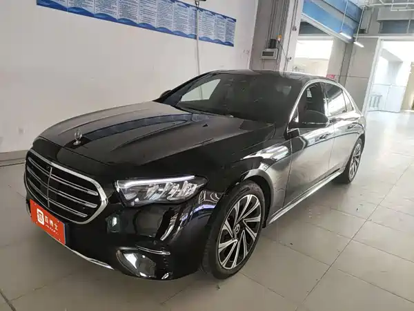 Mercedes-Benz E-Class 2024