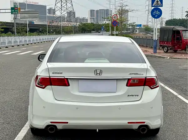 Honda Spirior 2013
