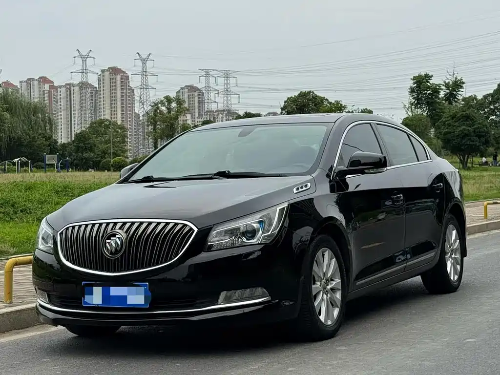 Buick LaCrosse 2014 — фото 1