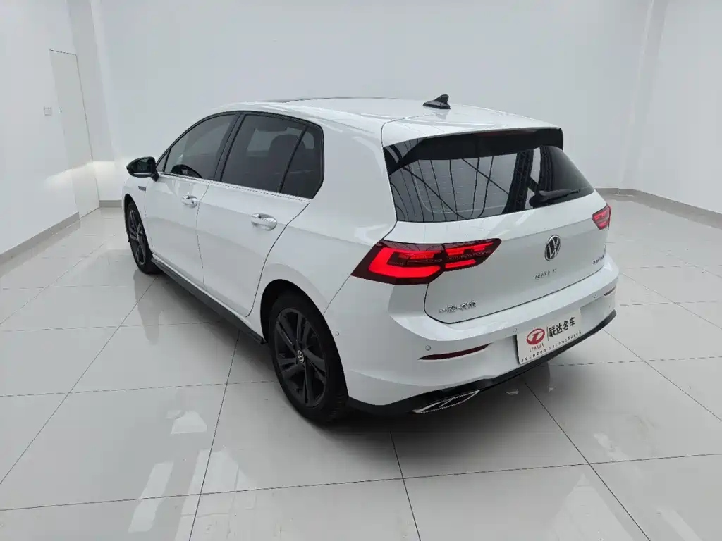 Volkswagen Golf 2023