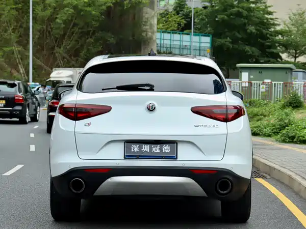 Alfa Romeo Stelvio 2019