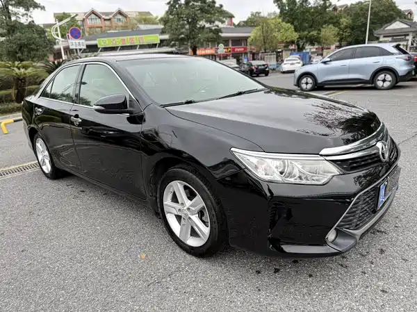 Toyota Camry 2016
