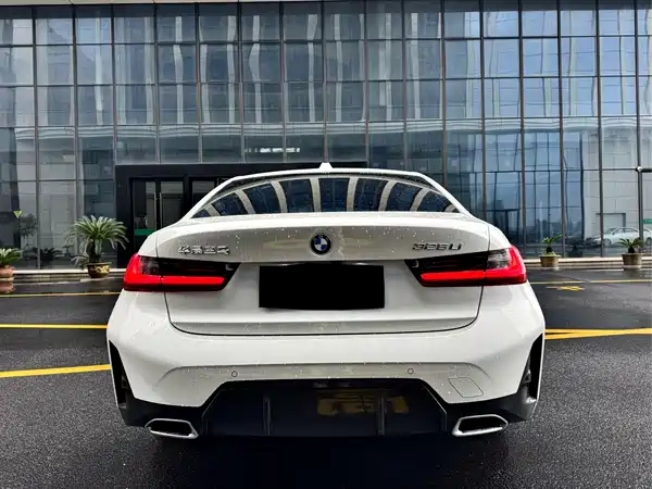 BMW 3 Series 2024