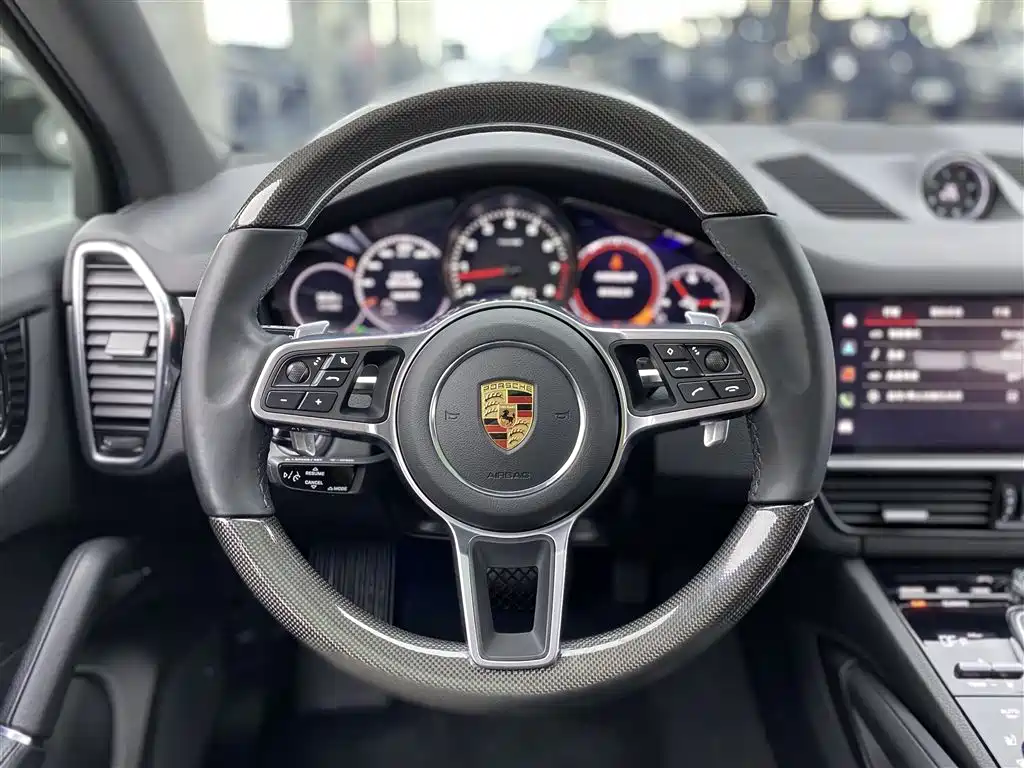 Porsche Cayenne 2022 — фото 5