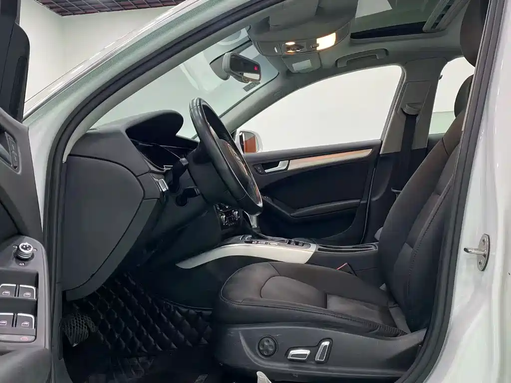Audi A4L 2017