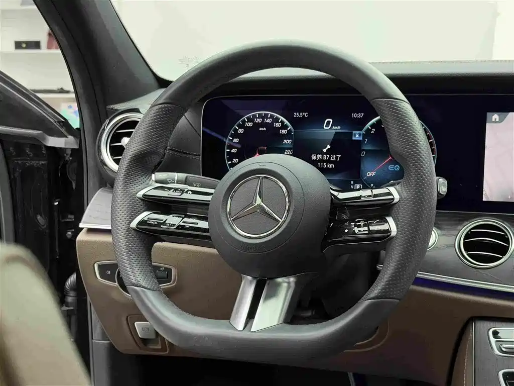 Mercedes-Benz E-Class New Energy 2022 — фото 11