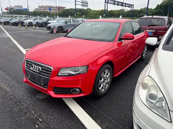 Audi A4L 2011