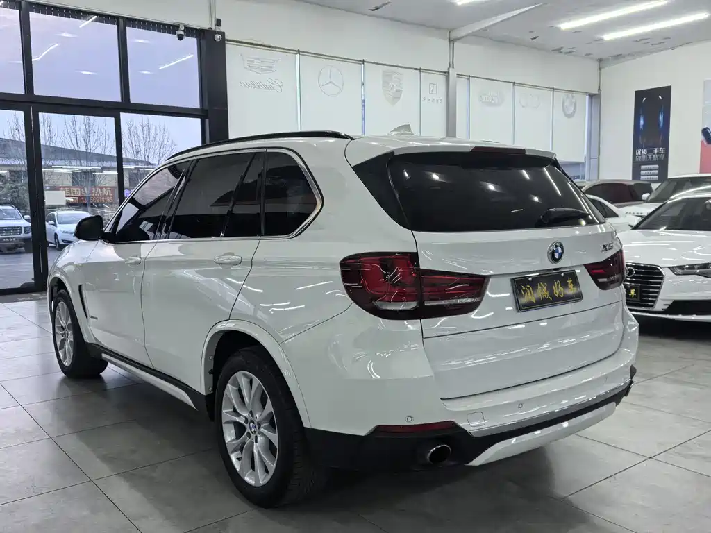 BMW X5 2015 — фото 5