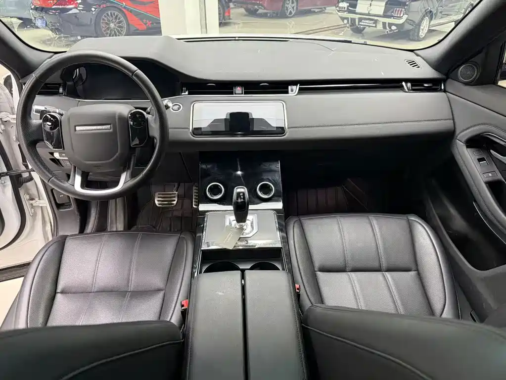 Land Rover Range Rover Evoque 2019 — фото 8