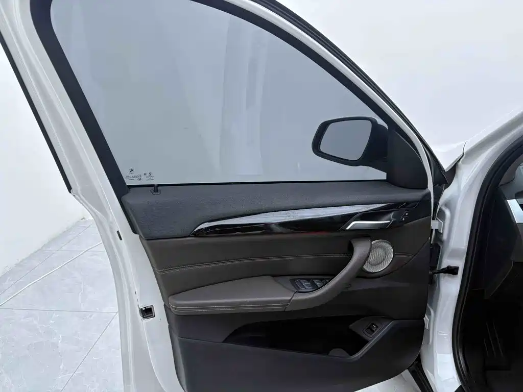 BMW X1 2021 — фото 17