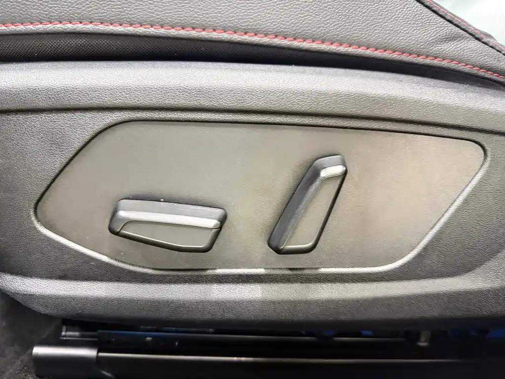 Hyundai Elantra 2022 — фото 14