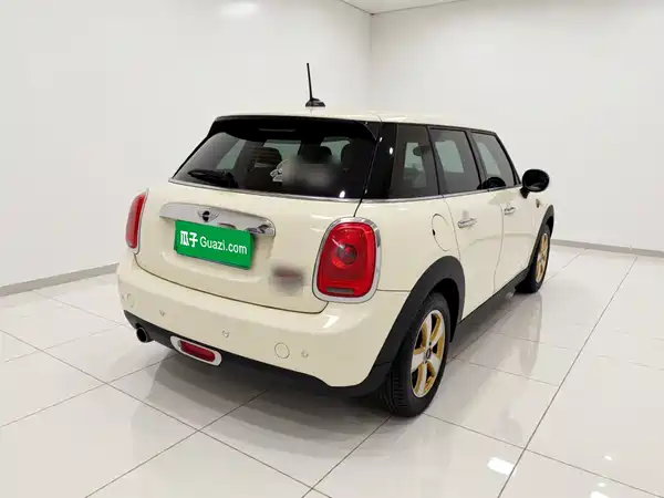 MINI 2016