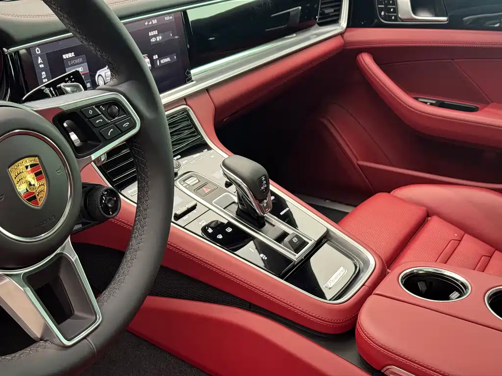 Porsche Panamera Hybrid 2019 — фото 10