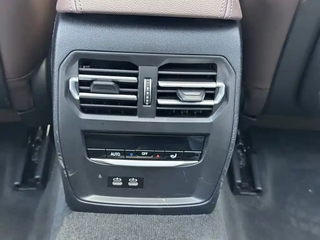 BMW 3 Series 2020 — фото 15
