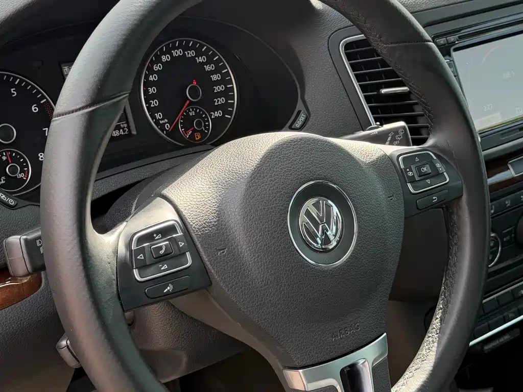 Volkswagen Sharan 2016 — фото 9