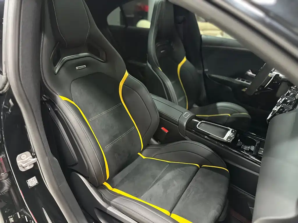 Mercedes-Benz Mercedes CLA AMG 2025 — фото 11