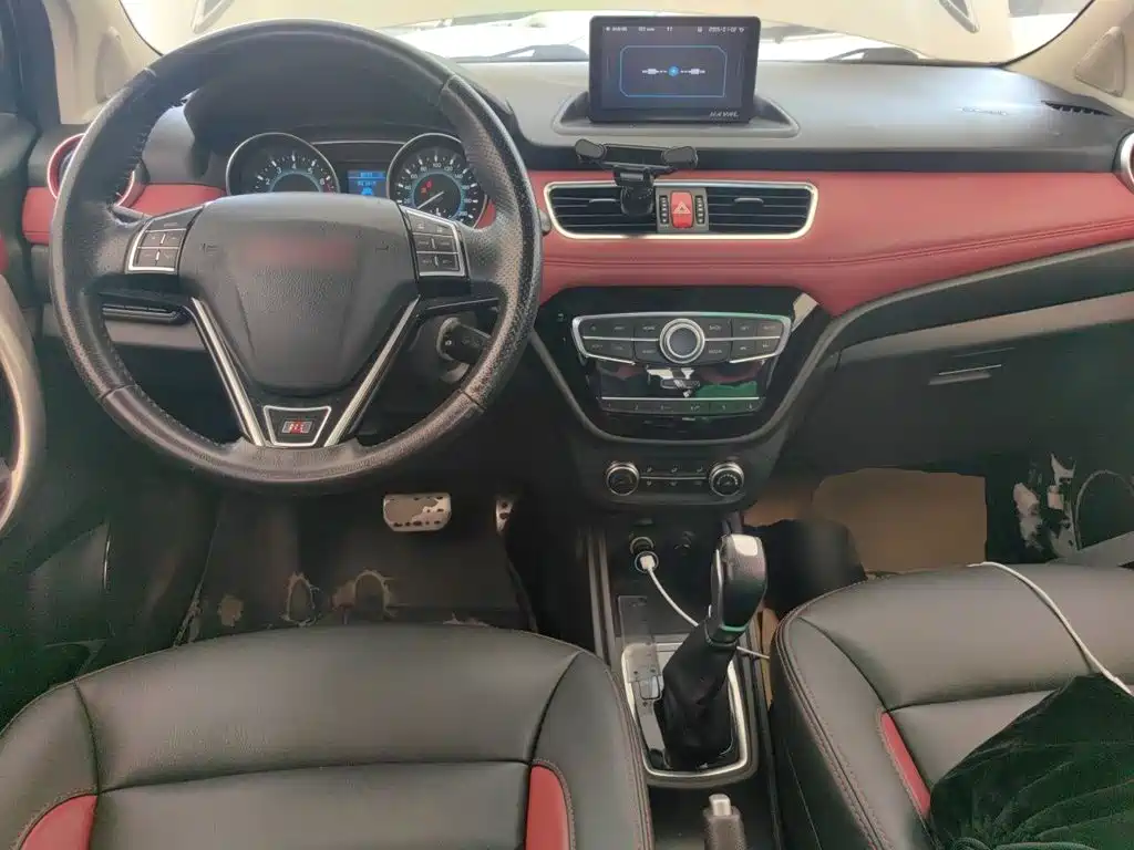 Haval H1 2015 — фото 10