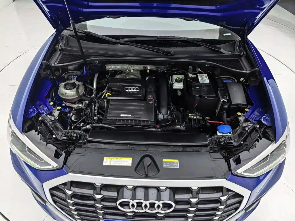 Audi Q3 2019 — фото 13