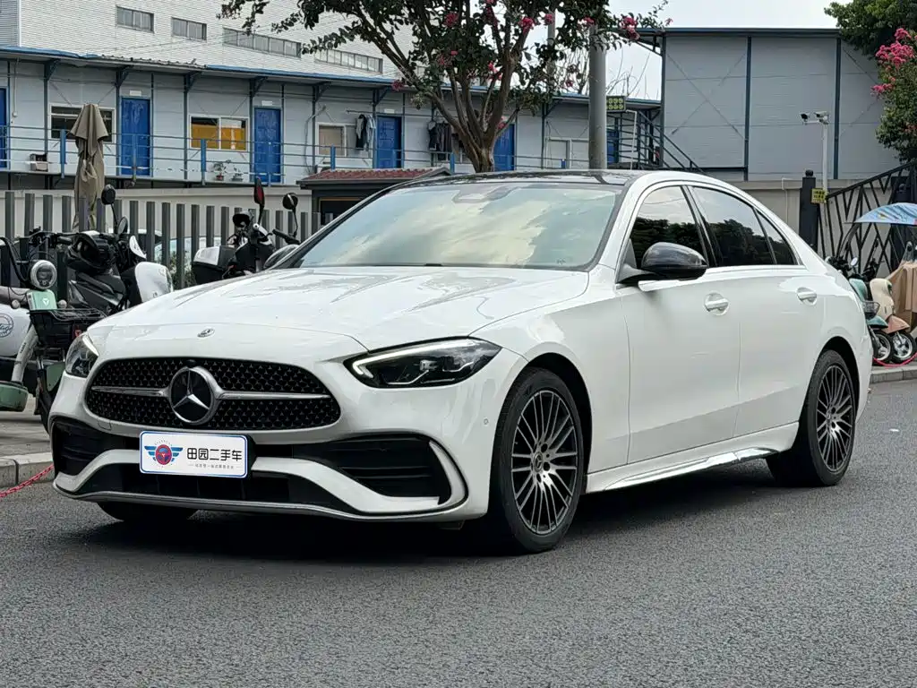 Mercedes-Benz C-Class 2022 — фото 1