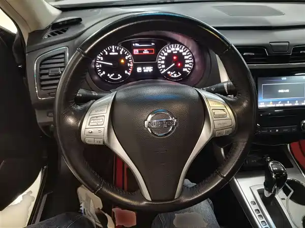 Nissan Teana 2016