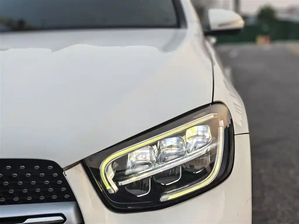 Mercedes-Benz GLC 2020 — фото 16