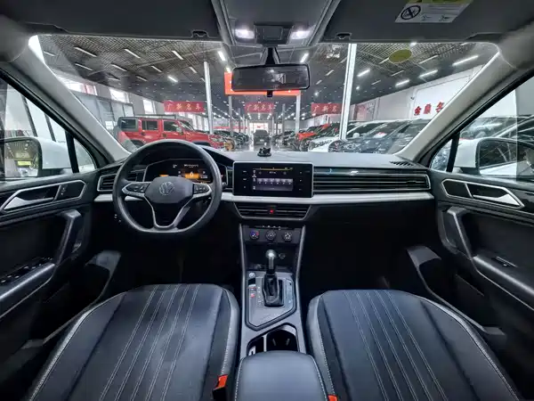 Volkswagen Tiguan L 2022