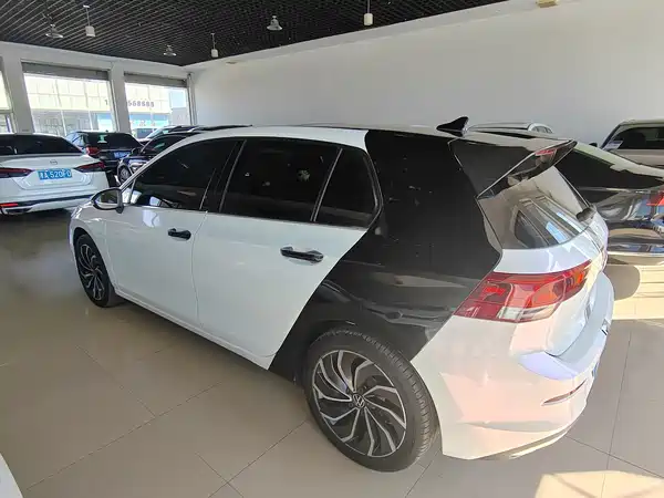 Volkswagen Golf 2022