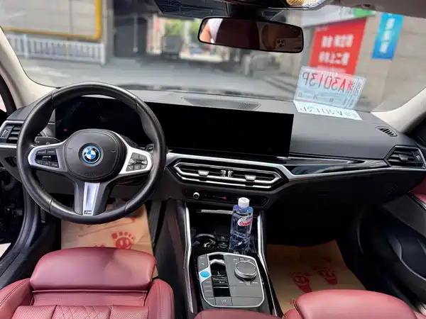 BMW i3 2022