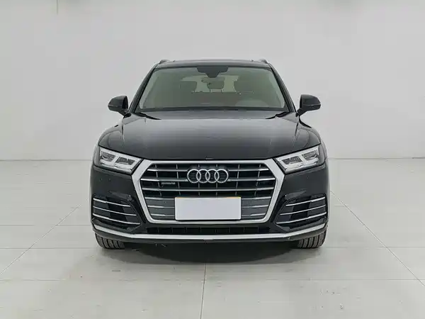 Audi Q5L 2020