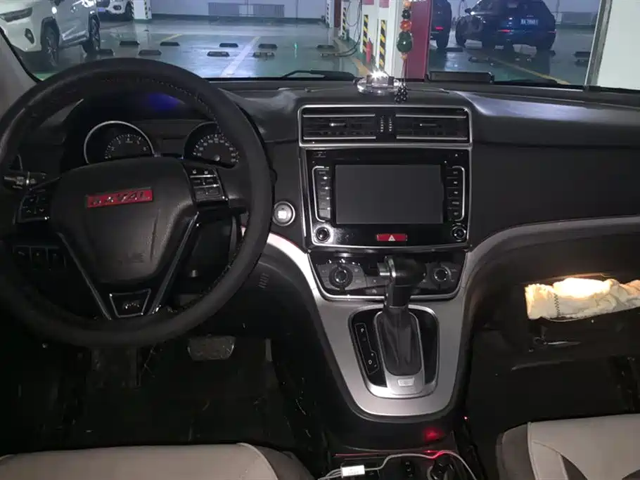 Haval H6 2015 — фото 12