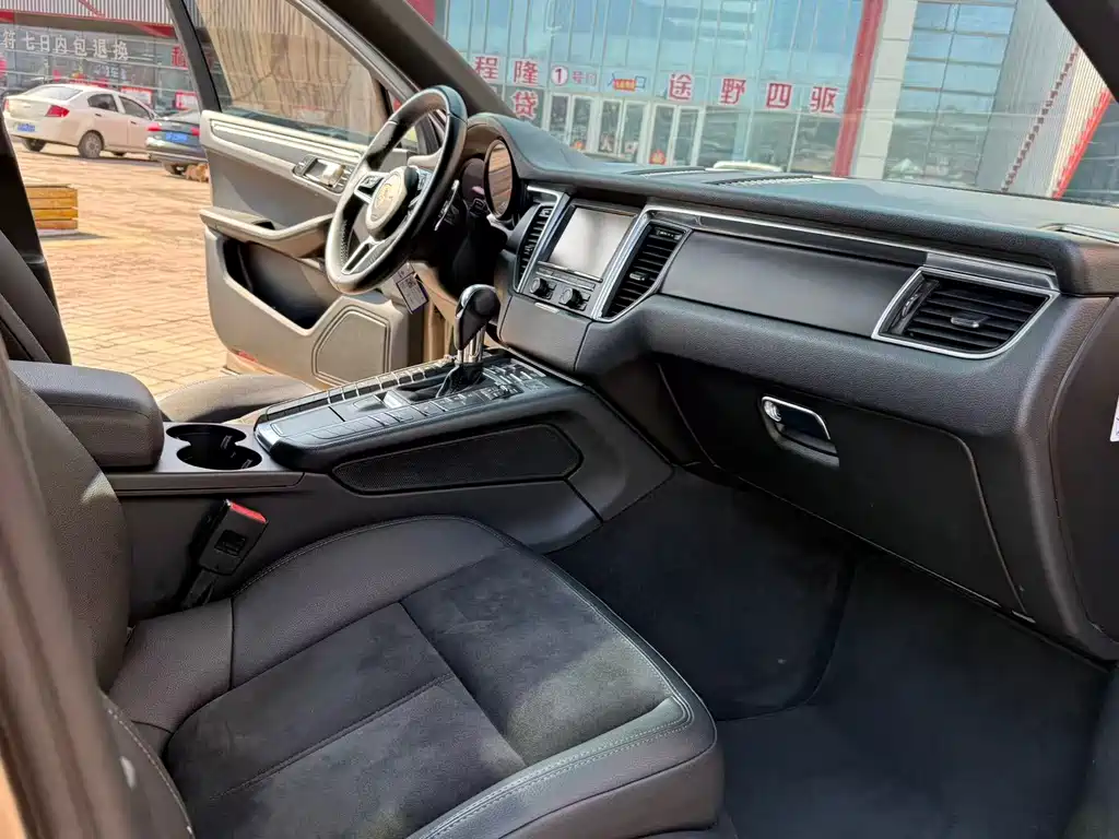 Porsche Macan 2015 — фото 9