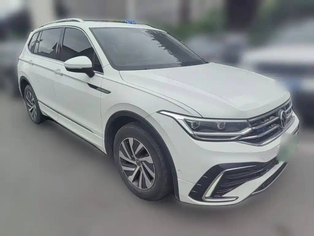 Volkswagen Tiguan L PHEV 2024