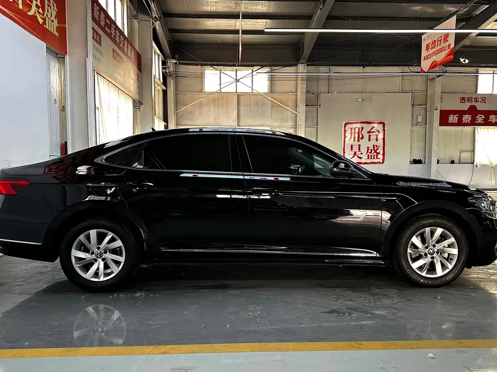 Volkswagen Passat 2021
