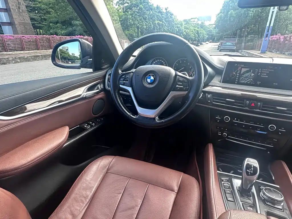 BMW X6 2015 — фото 14